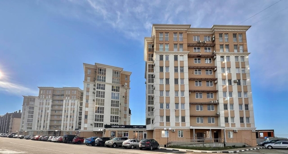 
  Продается 1-комн. квартира, 57 м², Таманская ул, д. 121к2
. Фото 3.