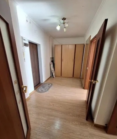
  Продается 1-комн. квартира, 52 м², Промышленная ул, д. 9
. Фото 2.