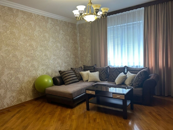 
  Продается 3-комн. квартира, 81 м², Спортивная ул, д. 37А
. Фото 4.