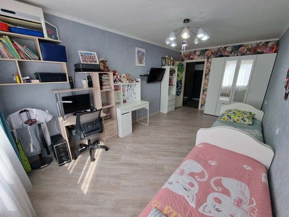 
  Продается 2-комн. квартира, 62 м², Ленина ул, д. 196
. Фото 3.