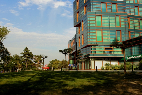 
  Продается 2-комн. квартира, 81 м², Революции пр-кт, д. 3
. Фото 3.