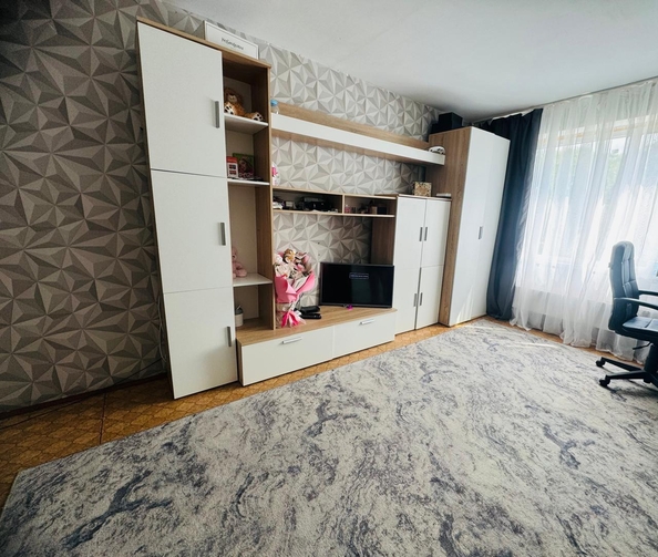 
  Продается 1-комн. квартира, 39 м², Владимирская ул, д. 140
. Фото 1.