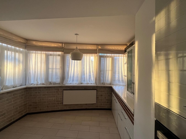 
  Продается 1-комн. квартира, 47 м², Владимирская ул
. Фото 5.