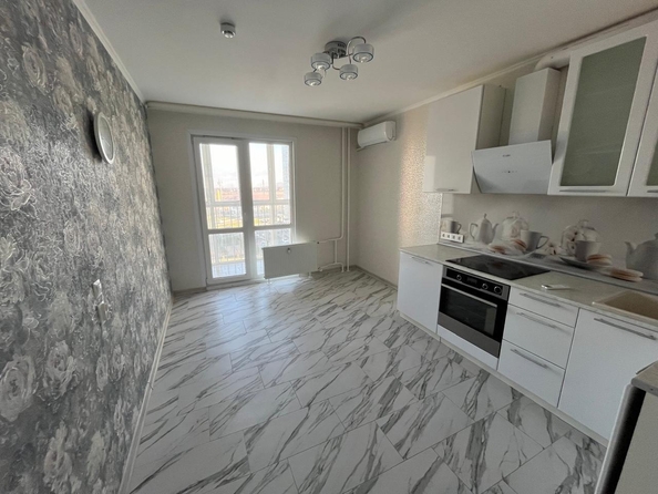
  Продается 2-комн. квартира, 65 м², Адмирала Пустошкина ул, д. 22к4
. Фото 12.