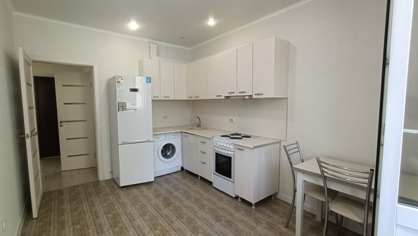 
  Продается 1-комн. квартира, 42 м², Астраханская ул, д. 76
. Фото 18.