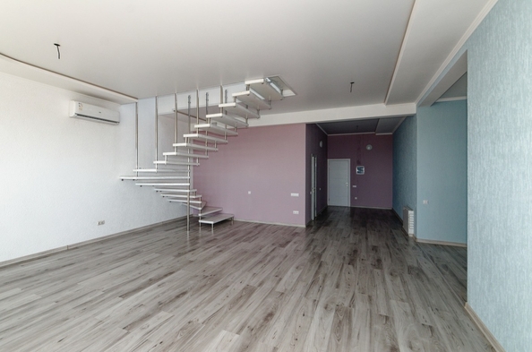 
  Продается 3-комн. квартира, 166 м², Кирова ул, д. 84
. Фото 4.