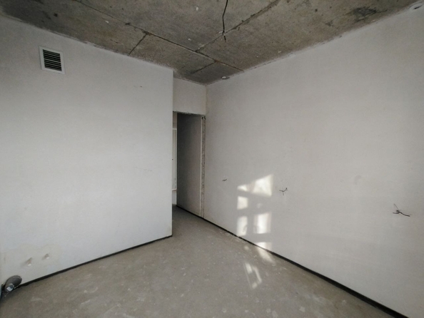 
  Продается 1-комн. квартира, 39 м², Ивана Голубца ул, д. 147
. Фото 16.