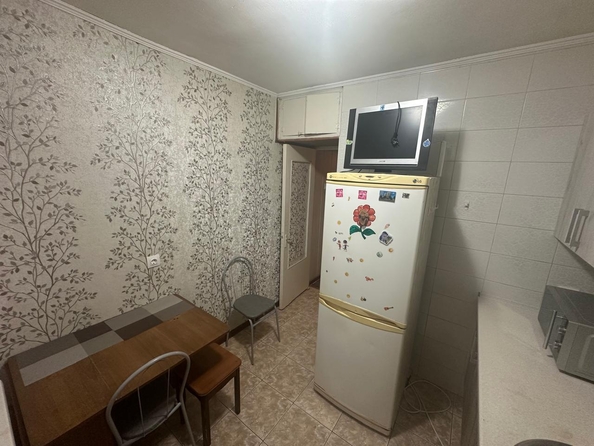 
  Продается 1-комн. квартира, 35 м², Стахановская ул, д. 3
. Фото 2.