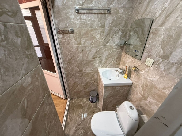 
  Продается 1-комн. квартира, 16 м², Шевченко ул, д. 133
. Фото 15.