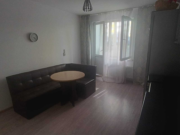 
  Продается 2-комн. квартира, 72 м², Ленина ул, д. 233
. Фото 7.
