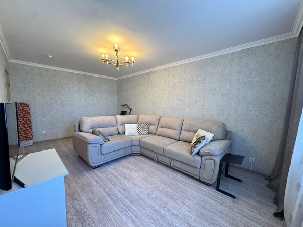 
  Продается 2-комн. квартира, 73 м², Адмирала Пустошкина ул, д. 16
. Фото 6.