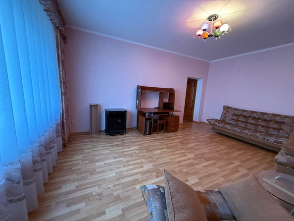 
  Продается 2-комн. квартира, 42 м², Зеленая ул, д. 71
. Фото 6.