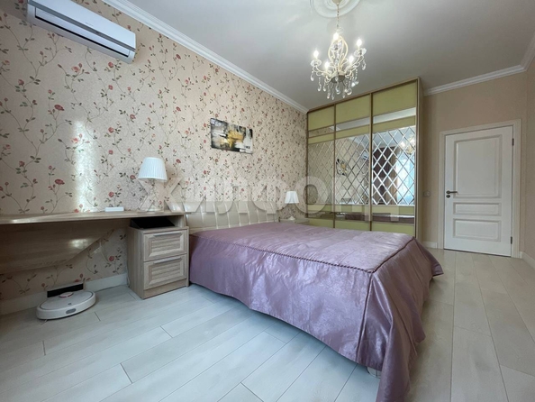 
  Продается 2-комн. квартира, 76.1 м², Морская ул, д. 43
. Фото 2.