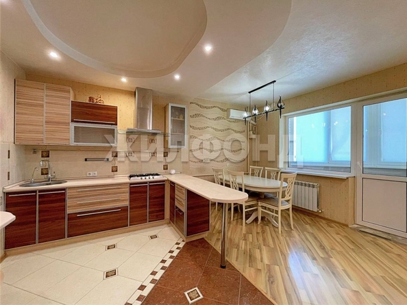 
  Продается 3-комн. квартира, 112 м², Гаражная ул, д. 81/6
. Фото 1.