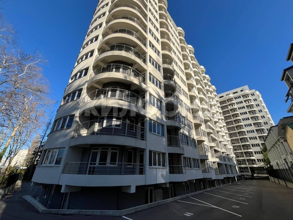 
  Продается 3-комн. квартира, 71 м², Туапсинская ул, д. 19
. Фото 2.