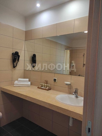 
  Продается 3-комн. квартира, 55 м², Орджоникидзе ул, д. 11/1
. Фото 5.
