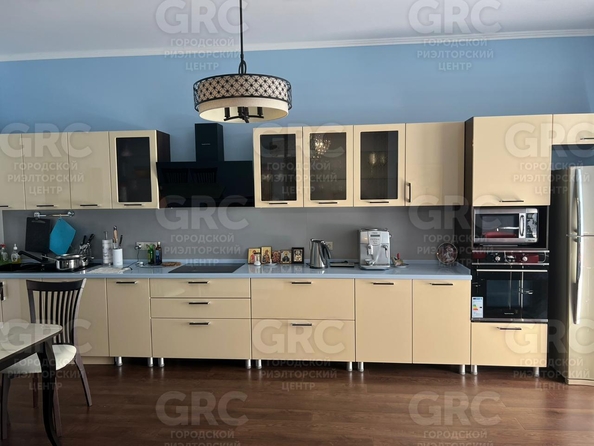
  Продается 2-комн. квартира 130 м². Фото 5.