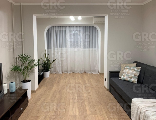 
  Продается 2-комн. квартира, 64 м², Санаторная ул, д. 55
. Фото 1.