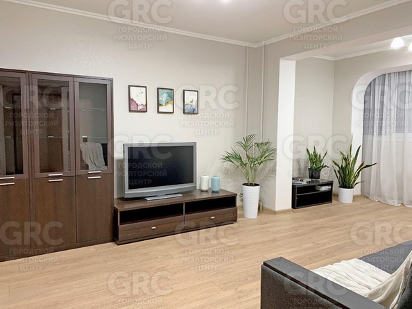 
  Продается 2-комн. квартира 64 м². Фото 2.