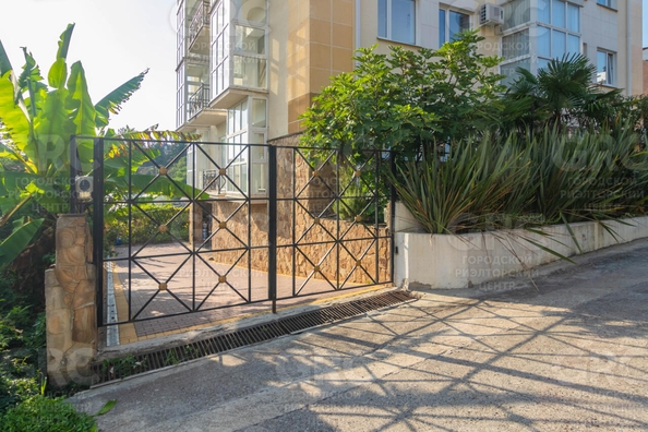 
  Продается 4-комн. квартира, 92 м², Клубничная ул, д. 1/14
. Фото 5.