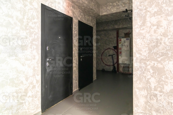 
  Продается 3-комн. квартира, 81.5 м², Учительская ул, д. 33
. Фото 10.
