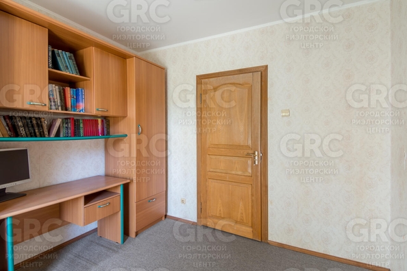 
  Продается 3-комн. квартира, 74 м², Теневой пер, д. 34
. Фото 9.
