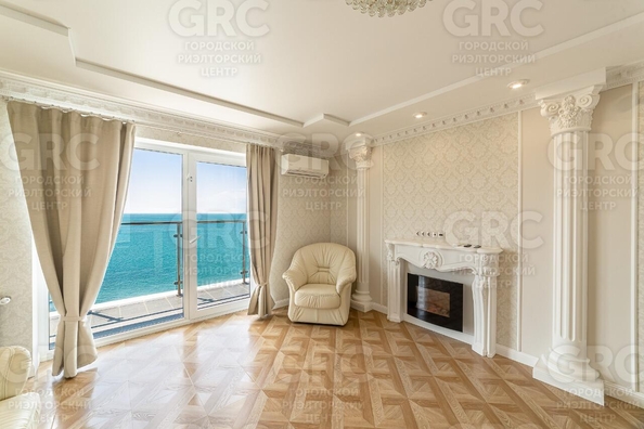 
  Продается 3-комн. квартира, 128 м², Черноморская ул, д. 10
. Фото 5.