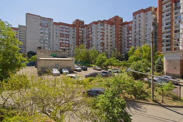 
  Продам 2-комн. квартиру, 52 м², 70-летия Октября ул
. Фото 3.