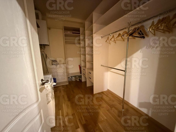 
  Продается 3-комн. квартира, 139 м², Калужская ул, д. 40
. Фото 7.