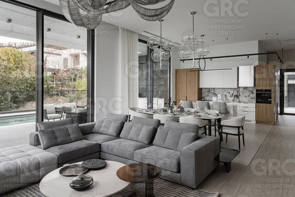 
  Продается дом, 310 м², Сочи
. Фото 11.