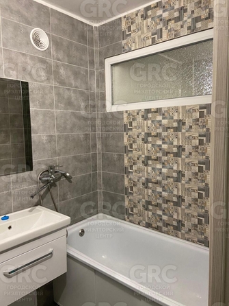 
  Продается 1-комн. квартира, 30 м², Параллельная ул, д. 38
. Фото 5.