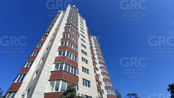 
  Продается 2-комн. квартира 82 м². Фото 1.