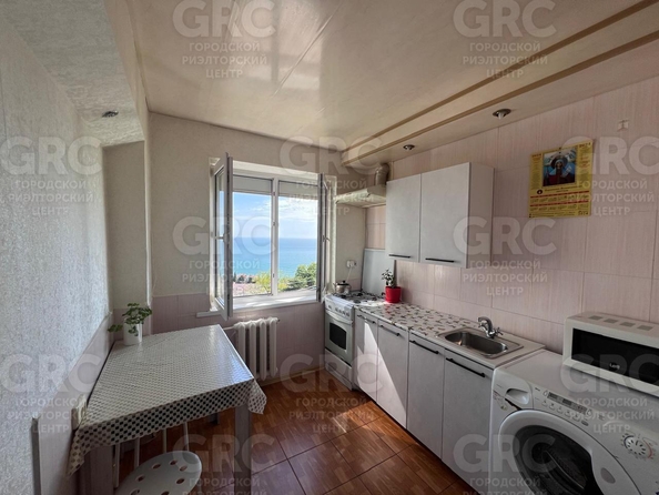 
  Продается 1-комн. квартира 28.8 м². Фото 1.