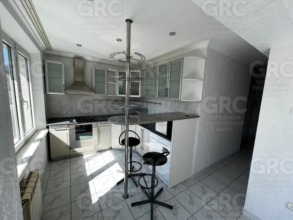 
  Продается 3-комн. квартира, 78 м², Виноградная ул, д. 152
. Фото 6.