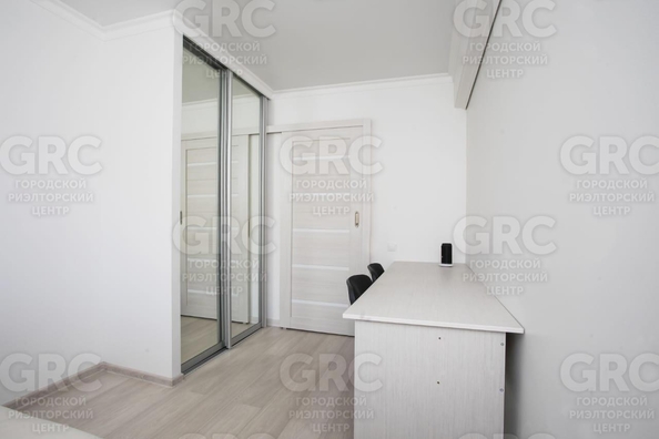 
  Продается 2-комн. квартира, 45 м², Новоселов ул, д. 11
. Фото 5.
