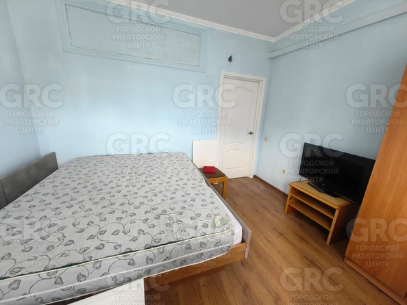 
  Продается 4-комн. квартира, 122.2 м², Крымская ул, д. 25А
. Фото 5.