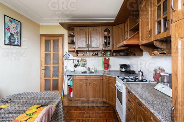 
  Продается 3-комн. квартира, 75.5 м², Альпийская ул, д. 31А
. Фото 2.