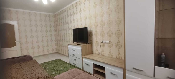 
  Продается 1-комн. квартира, 47 м², Ленинградская ул, д. 45
. Фото 4.
