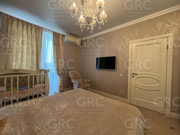 
  Продается 3-комн. квартира, 77 м², Юных Ленинцев ул, д. 10
. Фото 8.