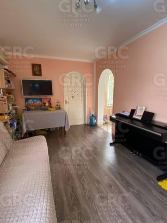 
  Продается 3-комн. квартира, 80 м², Гастелло ул, д. 19
. Фото 8.