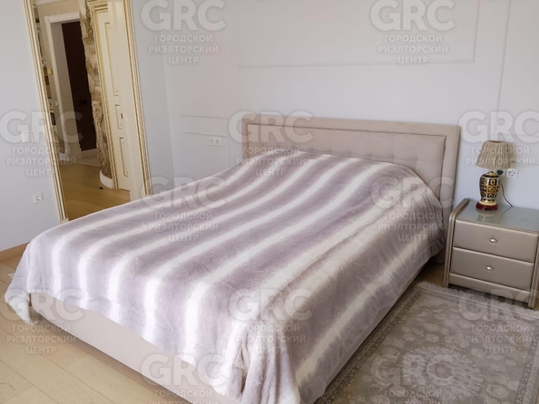 
  Продается студия 93 м². Фото 4.