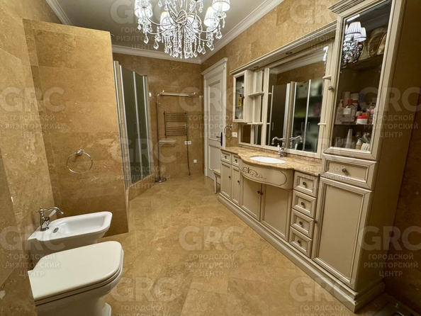 
  Продается апартамент 235 м². Фото 10.
