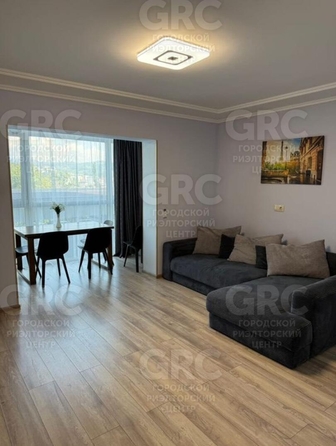 
  Продается 3-комн. квартира, 84.3 м², Виноградная ул, д. 4
. Фото 4.