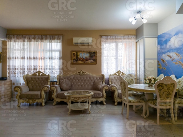 
  Продается студия, 50 м², Пирогова ул, д. 40А
. Фото 1.