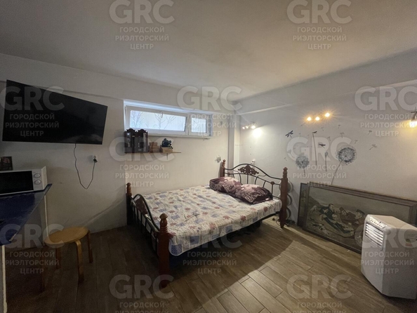 
  Продается 1-комн. квартира, 32.4 м², Клубничная ул, д. 76
. Фото 7.