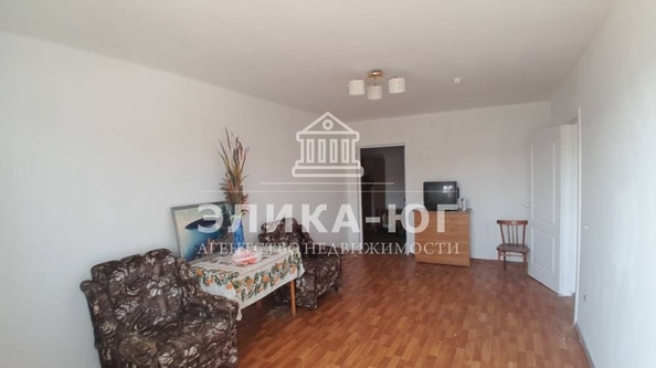 
  Продается 1-комн. квартира, 37.4 м², Строителей ул
. Фото 2.