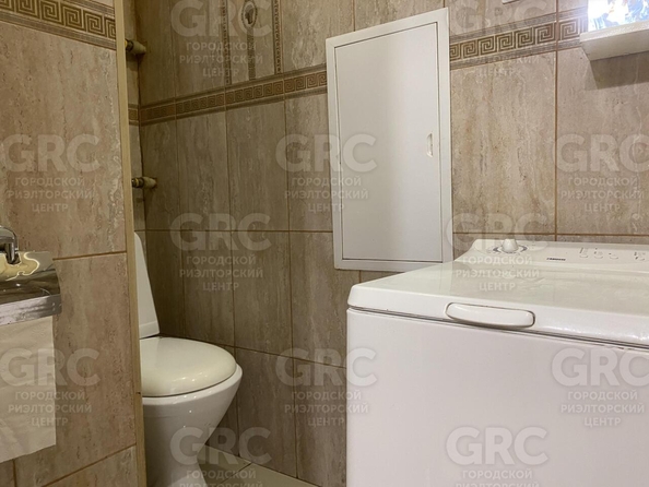 
  Продается 1-комн. квартира, 27.7 м², Гагарина ул, д. 28
. Фото 9.
