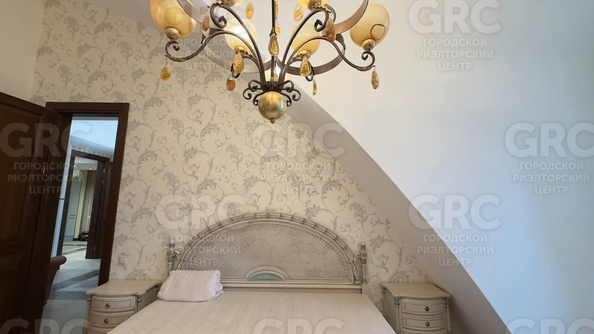 
  Продается 4-комн. квартира, 220 м², Войкова ул, д. 35
. Фото 14.