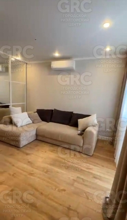 
  Продается 2-комн. квартира, 51 м², Горького пер, д. 24
. Фото 2.