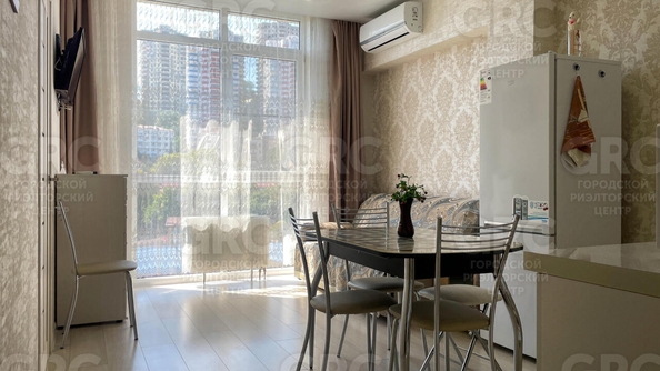 
  Продается 1-комн. квартира, 37.5 м², Полтавская ул, д. 21
. Фото 2.